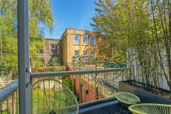 Foto 18 van De Ruijterstraat 69