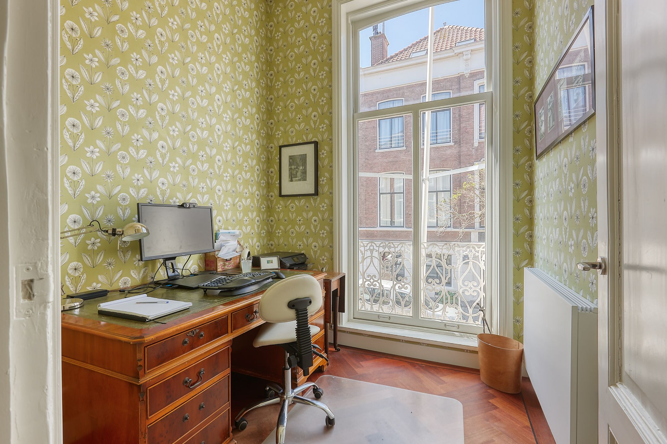 Photo 21 of De Ruijterstraat 69