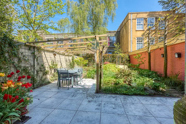 Foto 7 van De Ruijterstraat 69