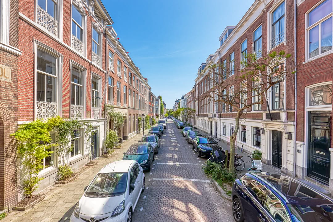 Photo 37 of De Ruijterstraat 69