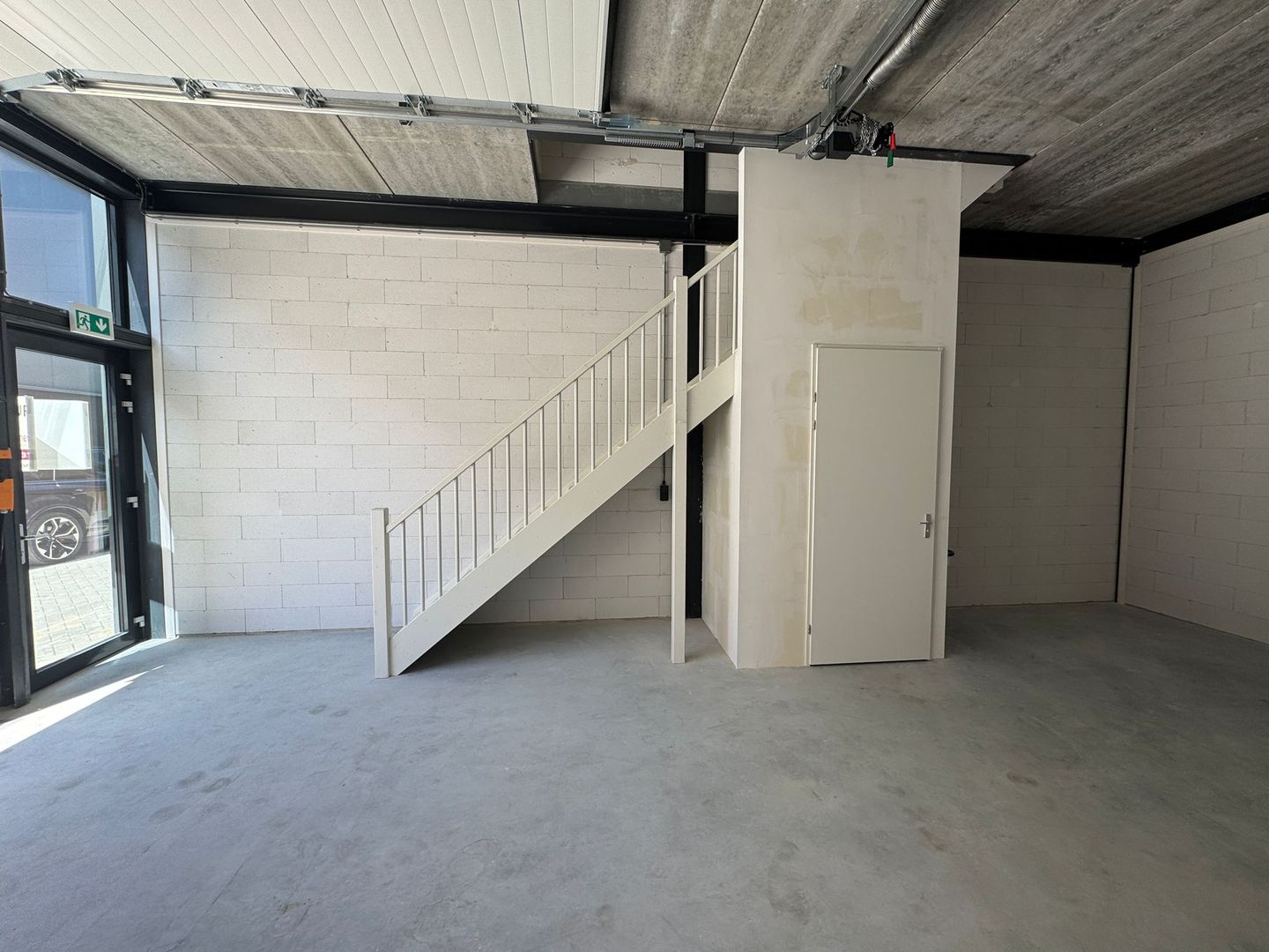 View photo 3 of Friezenstraat 12-F