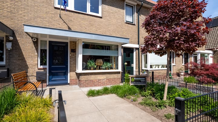 Foto 2 van Joost van den Vondelstraat 6