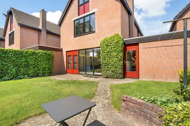 Foto 45 van Meester Koolenweg 49