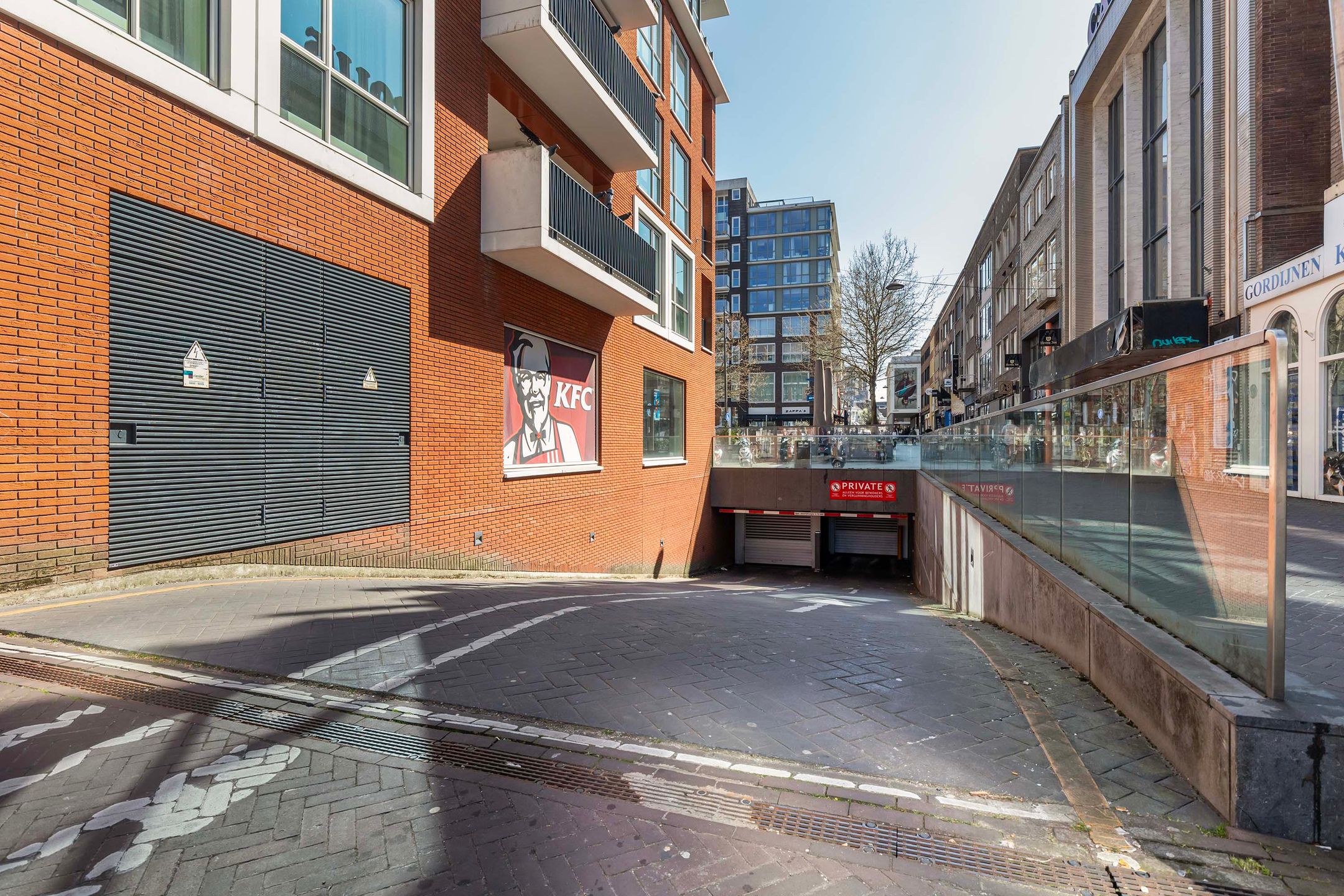 Foto 30 van Plein 1944 168