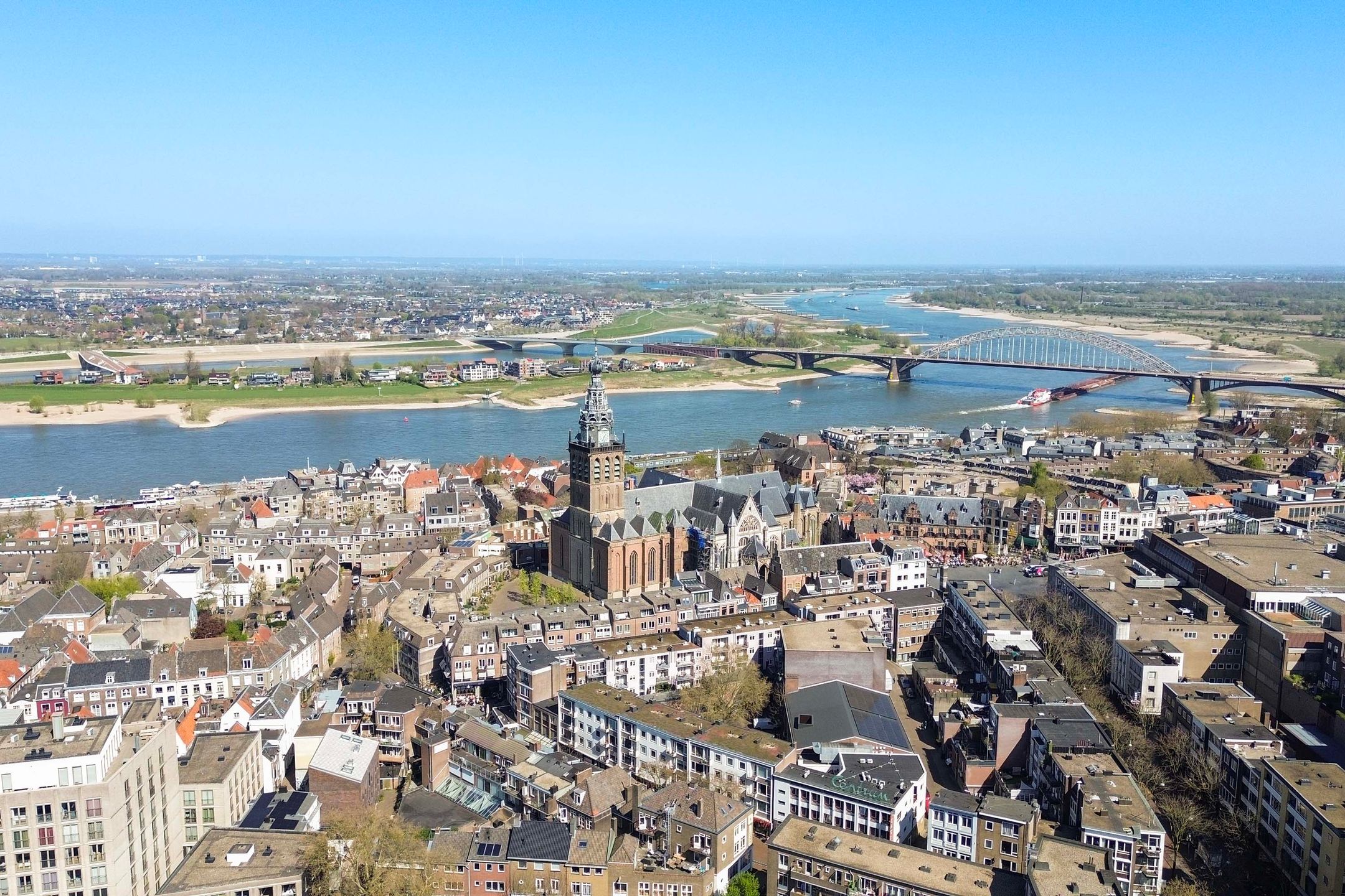 Foto 39 van Plein 1944 168