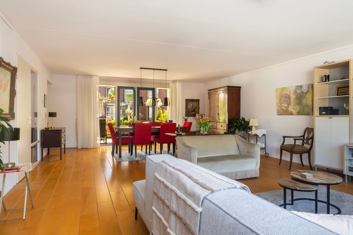 Foto 8 van Nelson Mandelalaan 8