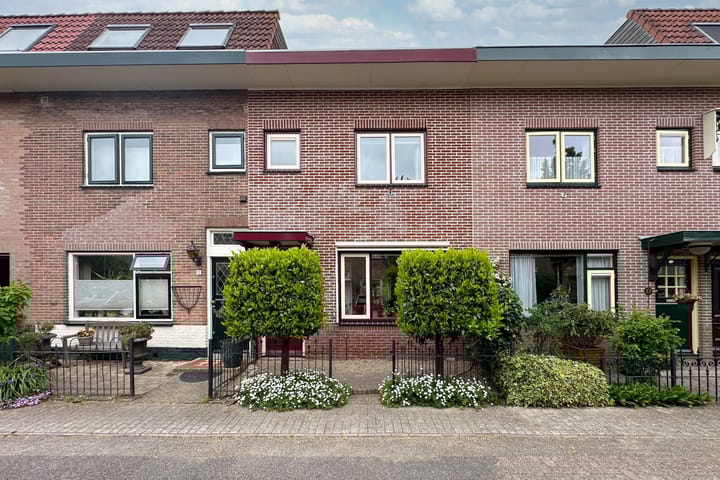 Foto 1 van Lathyrusstraat 15