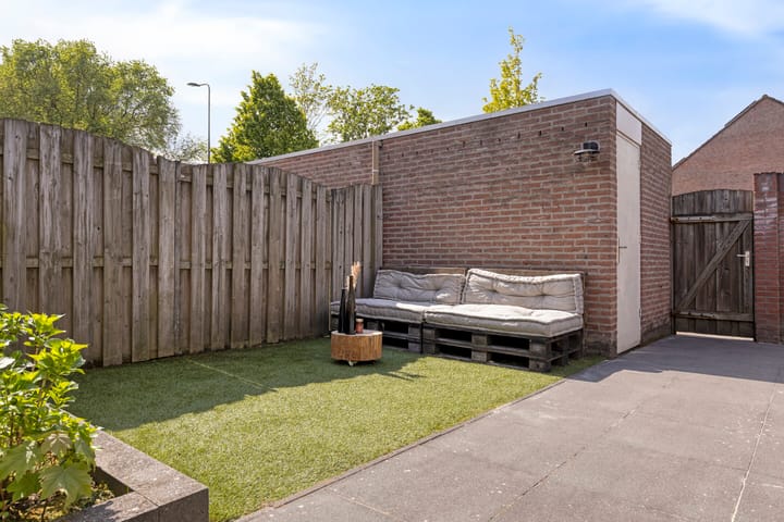 Foto 11 van Philip van Almondestraat 9