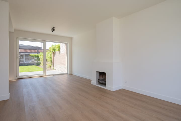 Foto 10 van Koningin Emmastraat 3