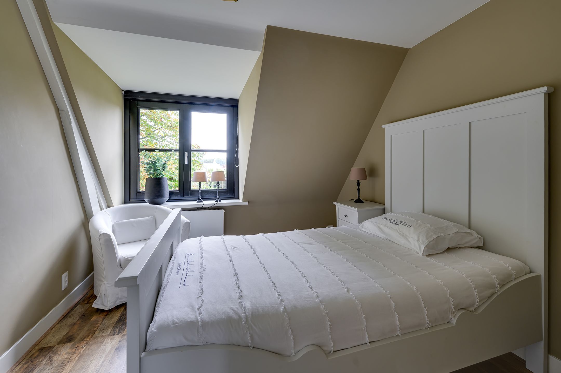 Foto 57 van Langestraat 10