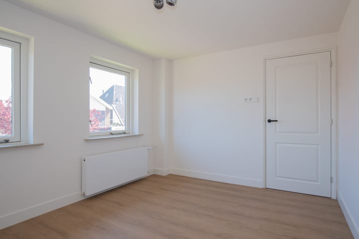 Foto 27 van Koningin Emmastraat 3