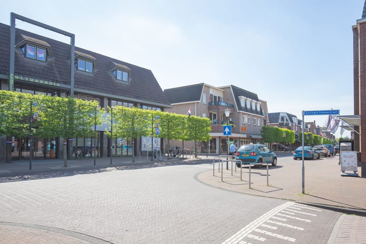 Foto 40 van Koningin Emmastraat 3