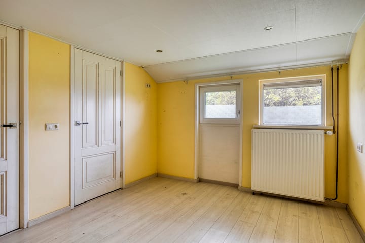 Foto 17 van Maanderdijk 32