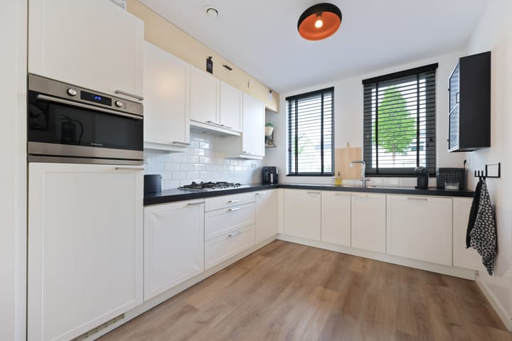 Foto 6 van Estafette 10