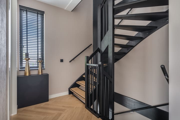 Foto 21 van Middelingenseweg 15