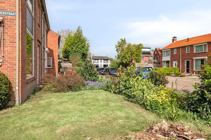 Foto 8 van Vijverstraat 15