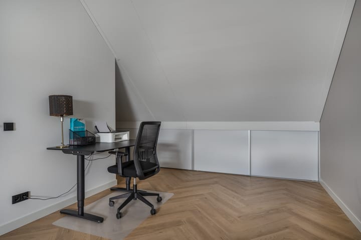 Foto 30 van Middelingenseweg 15