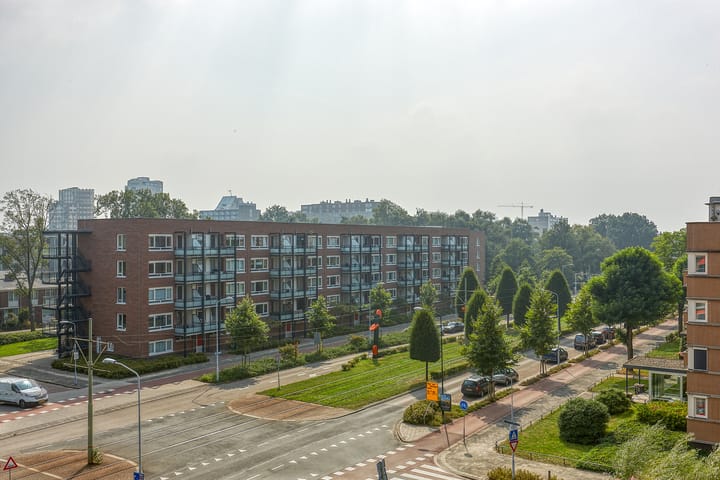 Foto 12 van Monseigneur van Steelaan 81