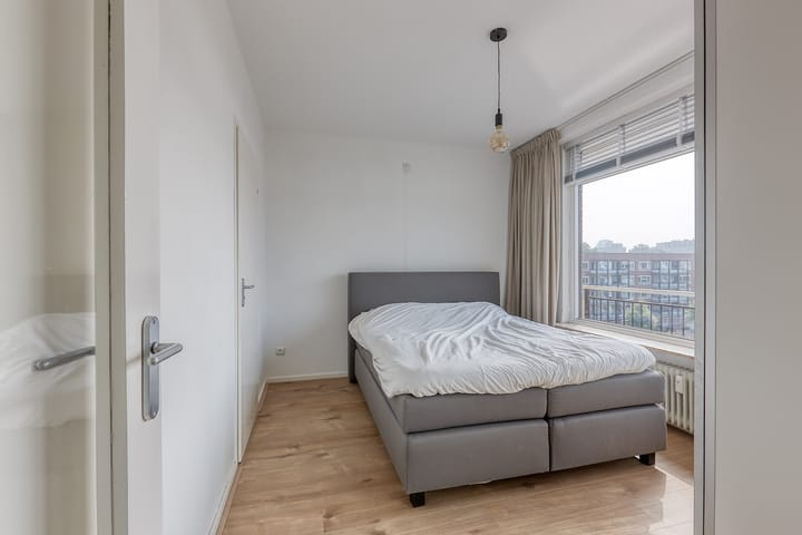 Foto 18 van Monseigneur van Steelaan 81