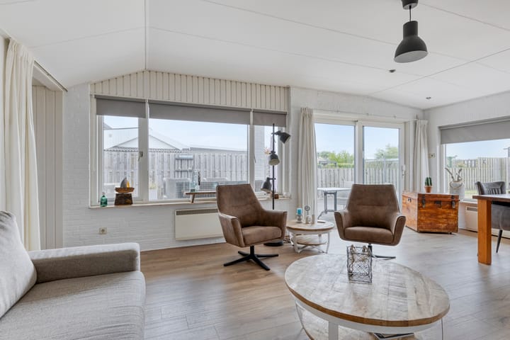 Photo 8 of Duinakker 10