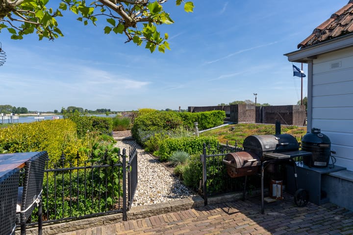 Foto 31 van Kerkstraat 4