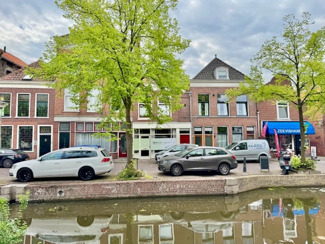 Bekijk foto 2 van Buitenwatersloot 35