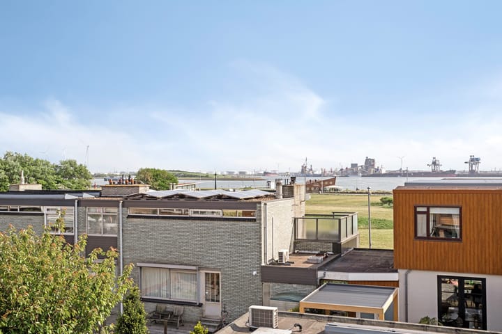 Foto 31 van Stationsweg 114