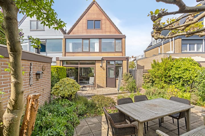 Foto 32 van Stationsweg 114