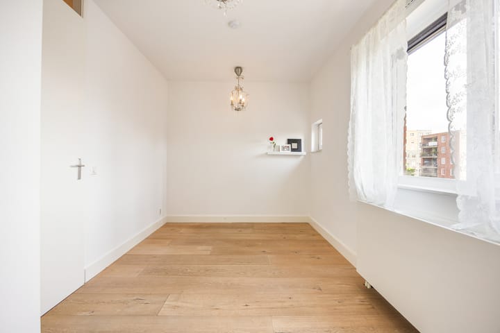 Foto 25 van Jan Vrijmanstraat 273