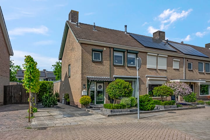 Foto 5 van Margrietstraat 10