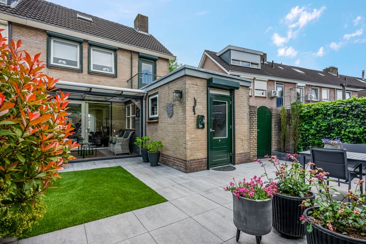 Foto 47 van Margrietstraat 10