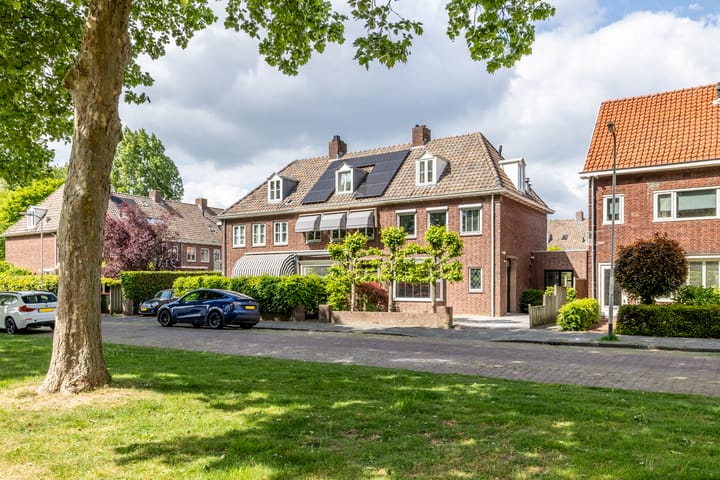 Foto 5 van Brederostraat 54