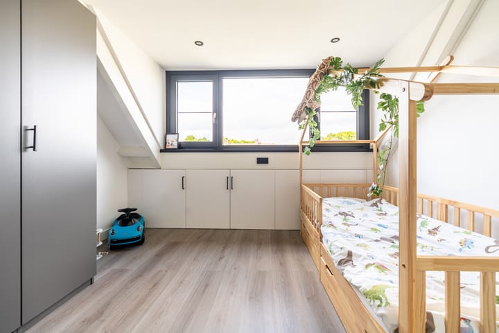 Foto 24 van Brederostraat 54