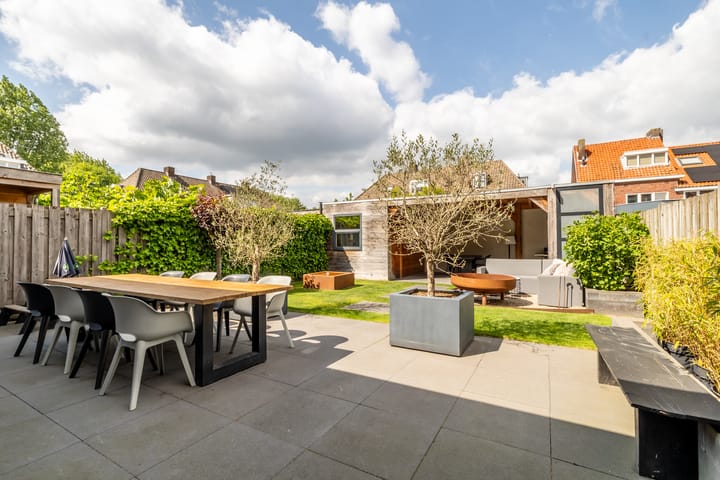 Foto 27 van Brederostraat 54