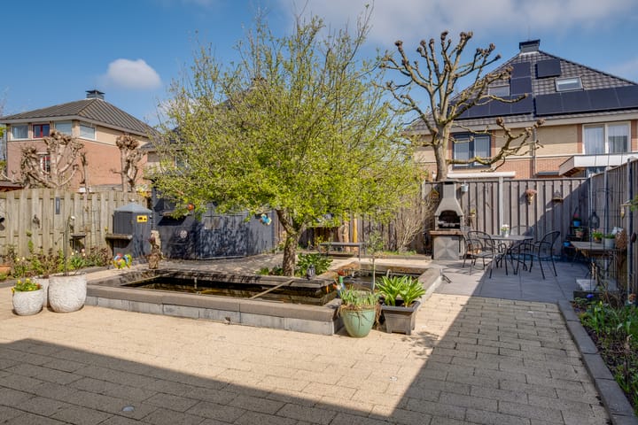 Foto 21 van Rosmolenstraat 46