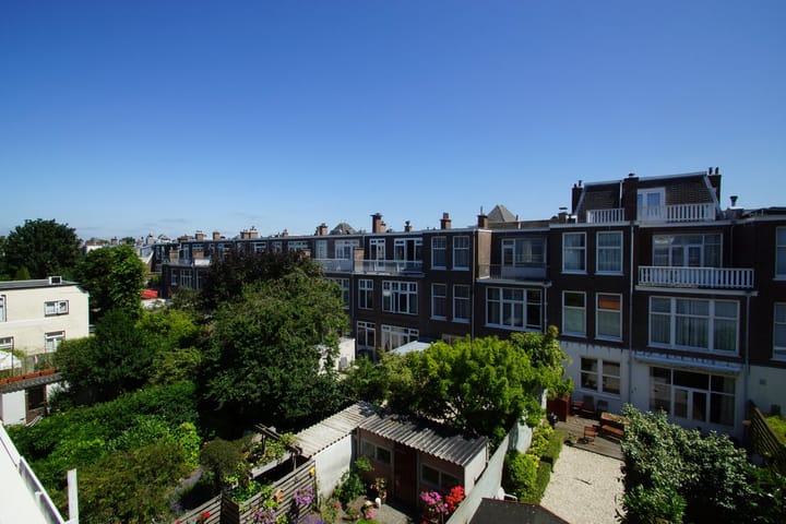 Photo 33 of Van Aerssenstraat 170