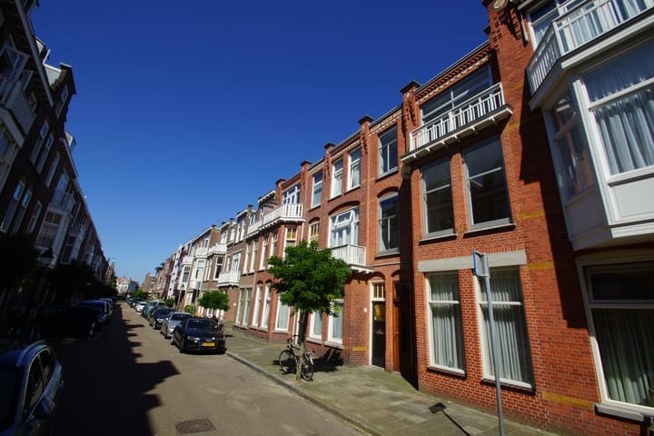 Photo 34 of Van Aerssenstraat 170