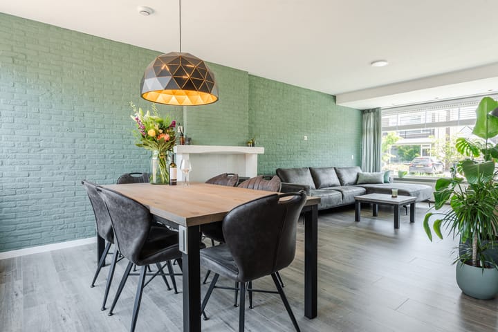 Foto 2 van Montgomerystraat 8