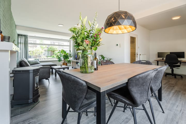 Foto 14 van Montgomerystraat 8