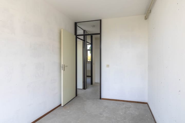 Photo 10 of Wethouder Serrurierstraat 13