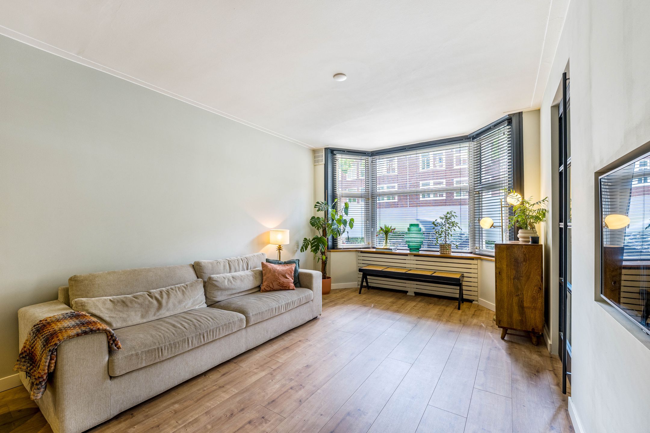 Foto 6 van Bloys van Treslongstraat 48-H