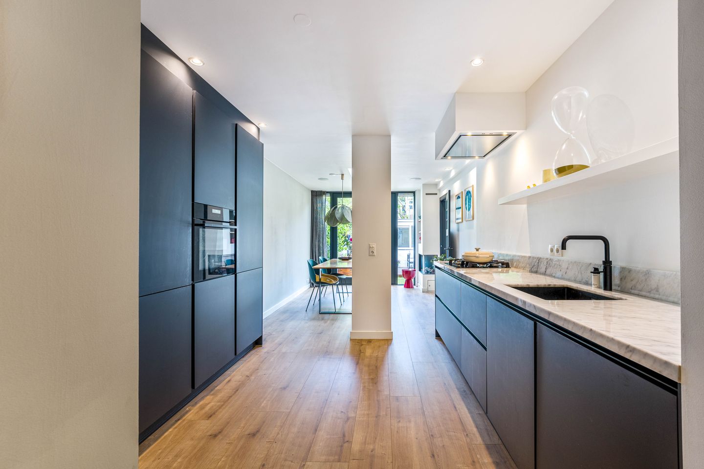 Foto 10 van Bloys van Treslongstraat 48-H