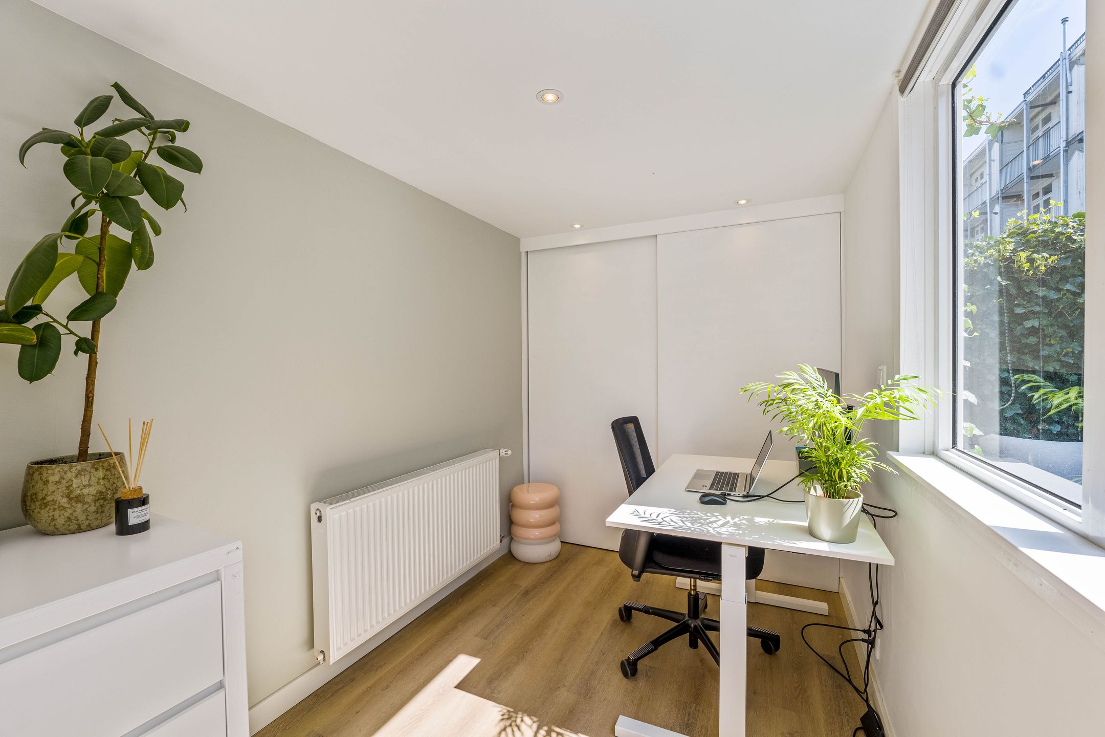 Foto 15 van Bloys van Treslongstraat 48-H