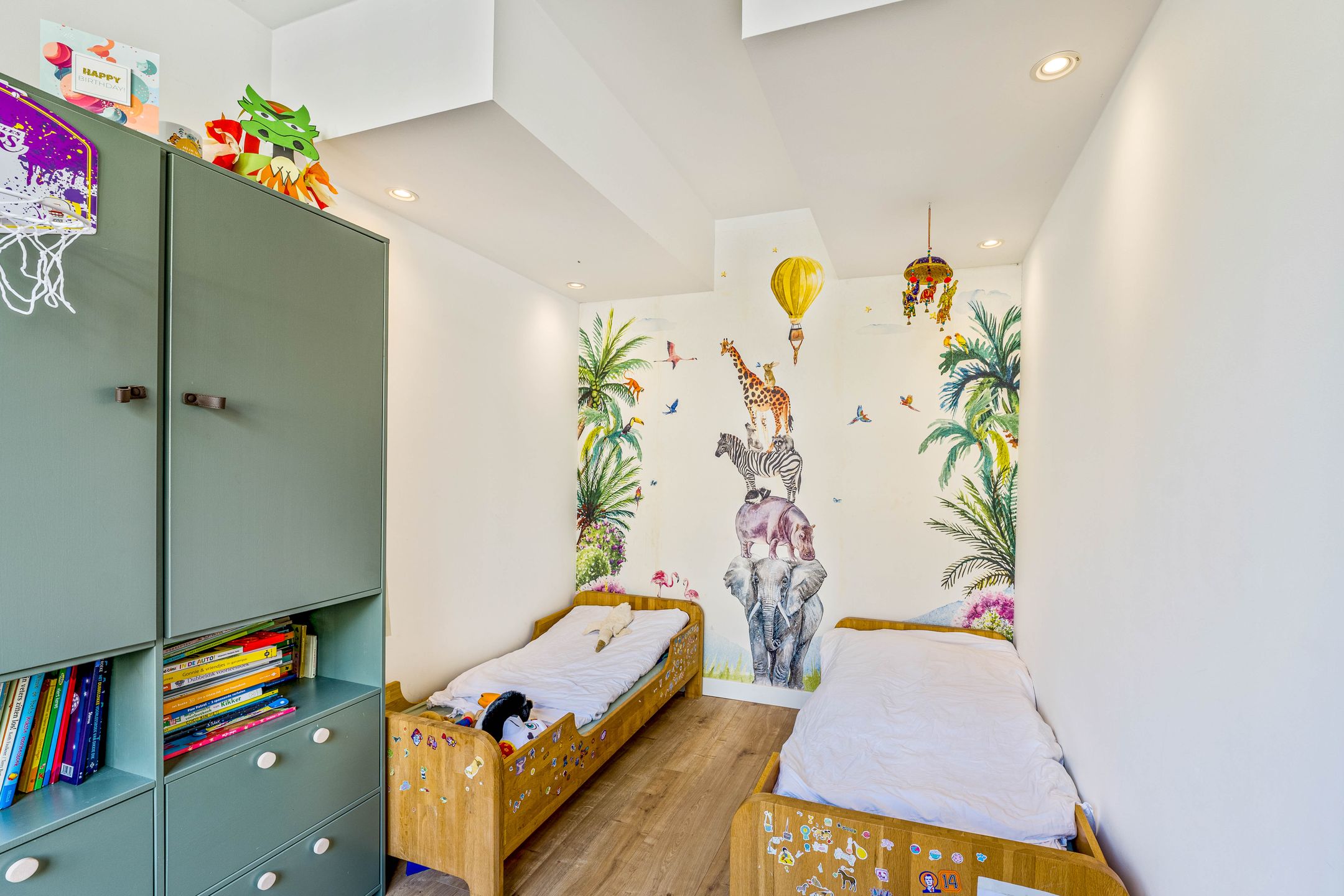 Foto 24 van Bloys van Treslongstraat 48-H