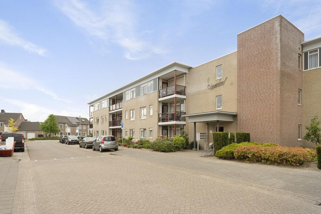 Foto 1 van Afrikalaan 27