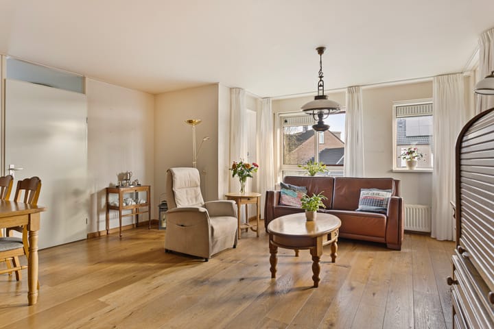 Foto 2 van Afrikalaan 27