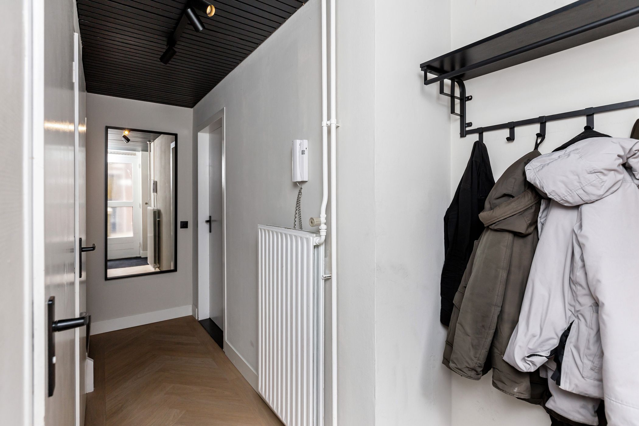 Foto 9 van Van Mandersloostraat 71