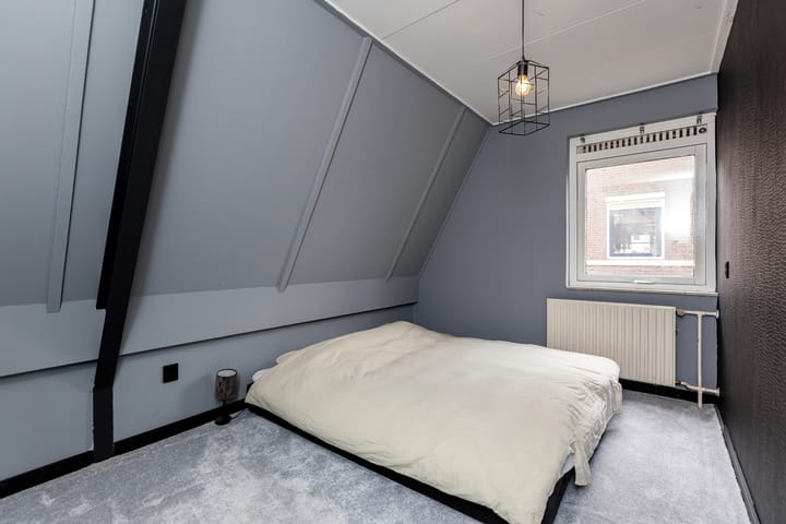 Foto 19 van Van Mandersloostraat 71