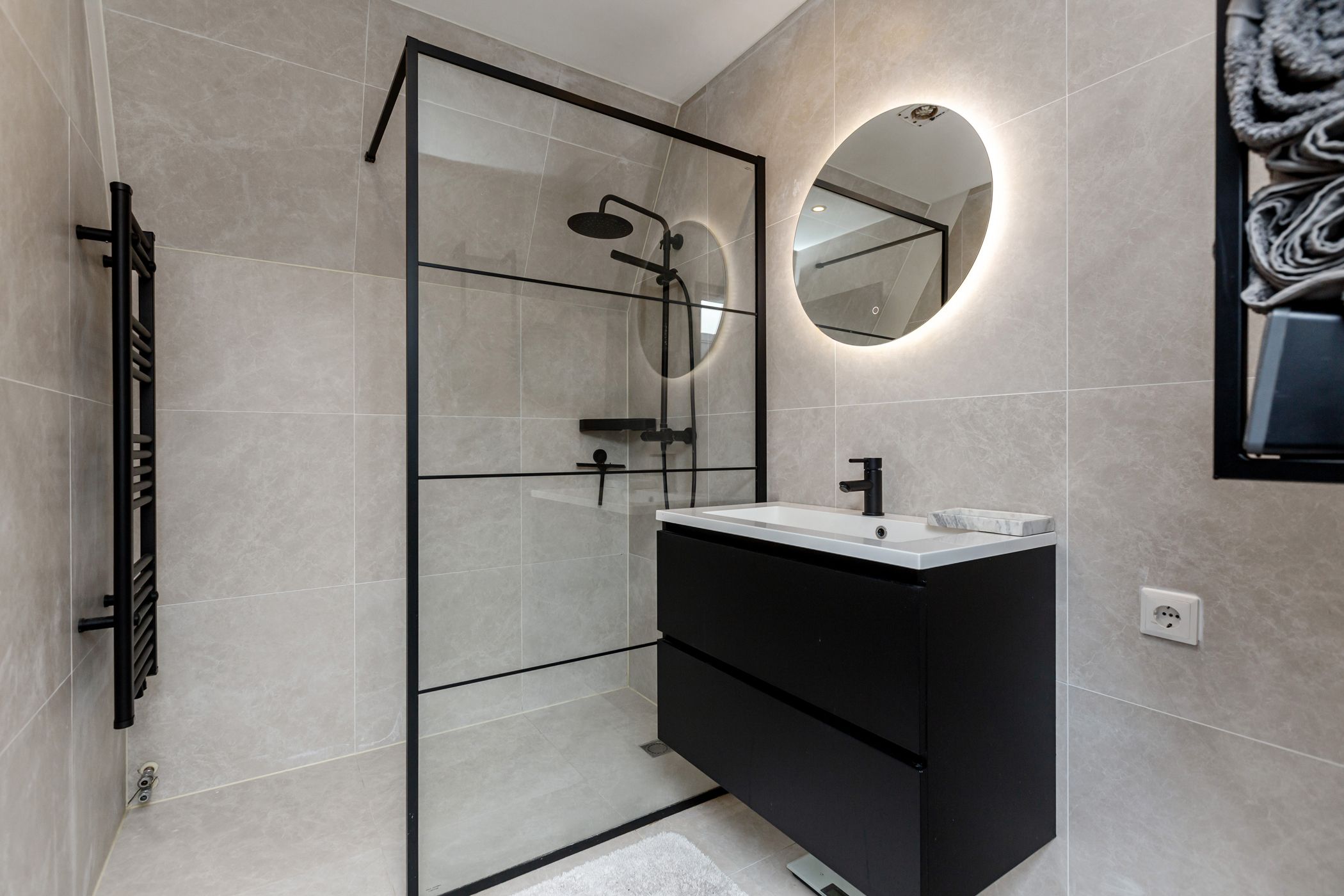 Foto 21 van Van Mandersloostraat 71