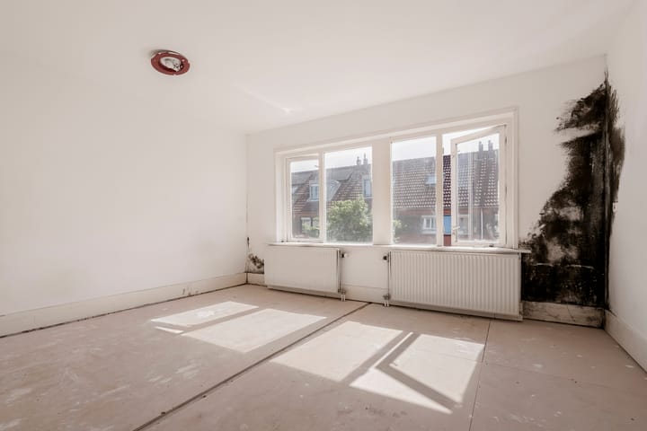 Photo 13 of Nagtzaamstraat 72